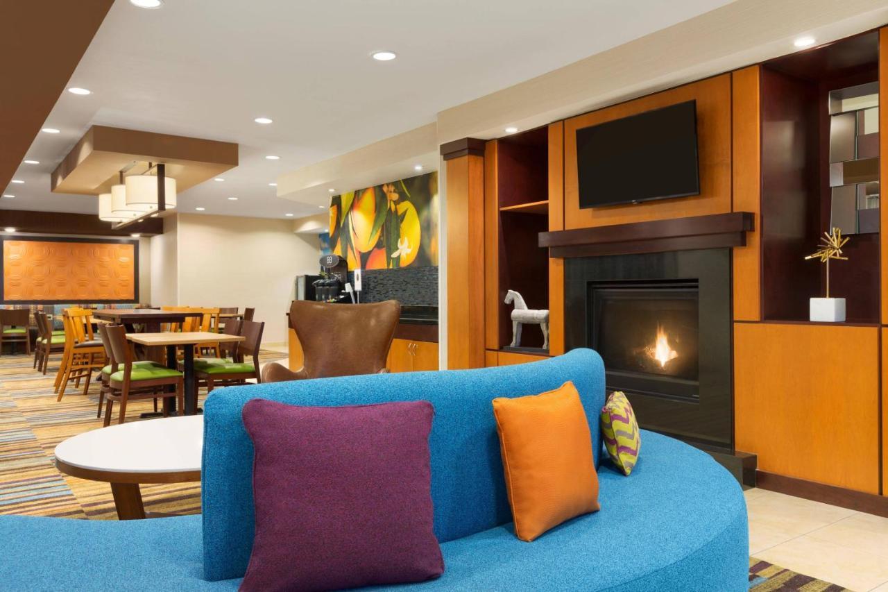 Comfort Inn & Suites Westfield Luaran gambar
