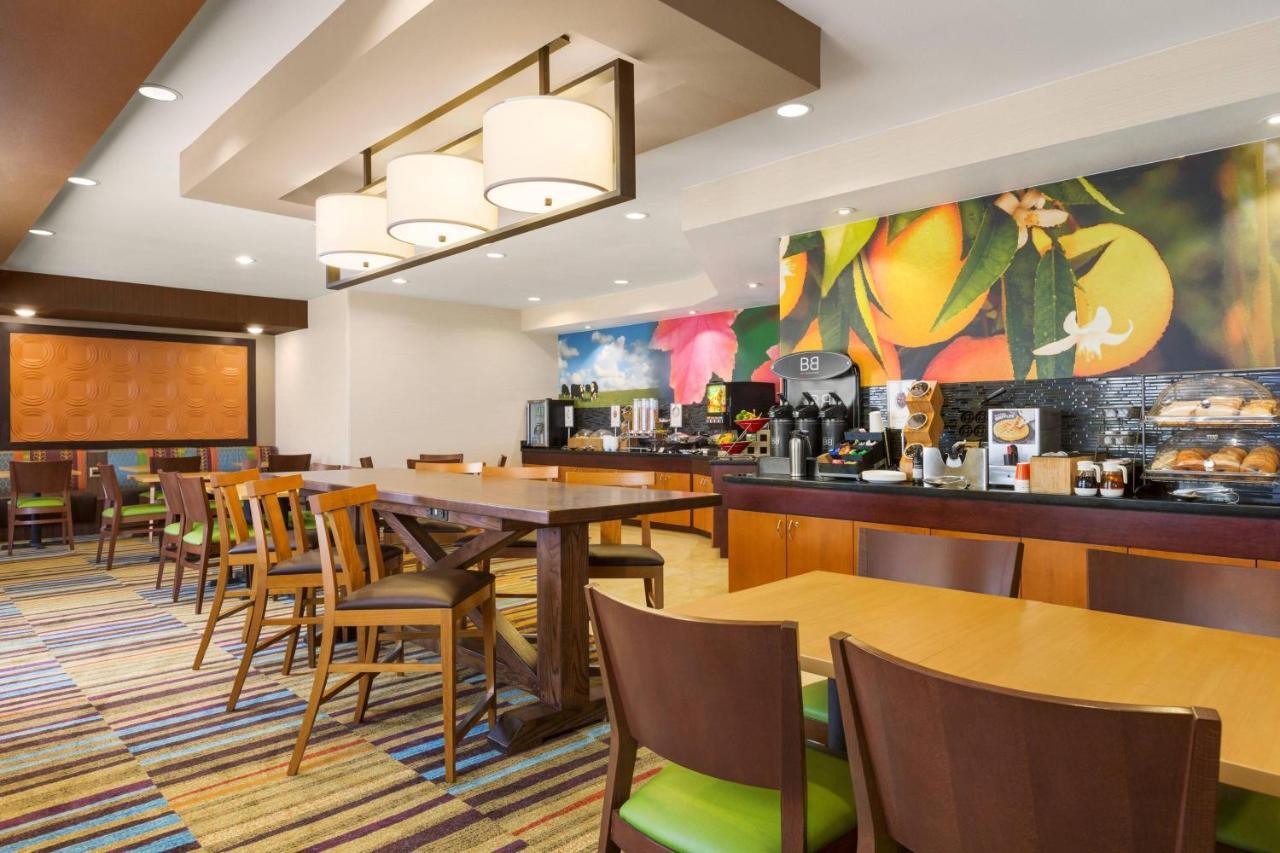 Comfort Inn & Suites Westfield Luaran gambar