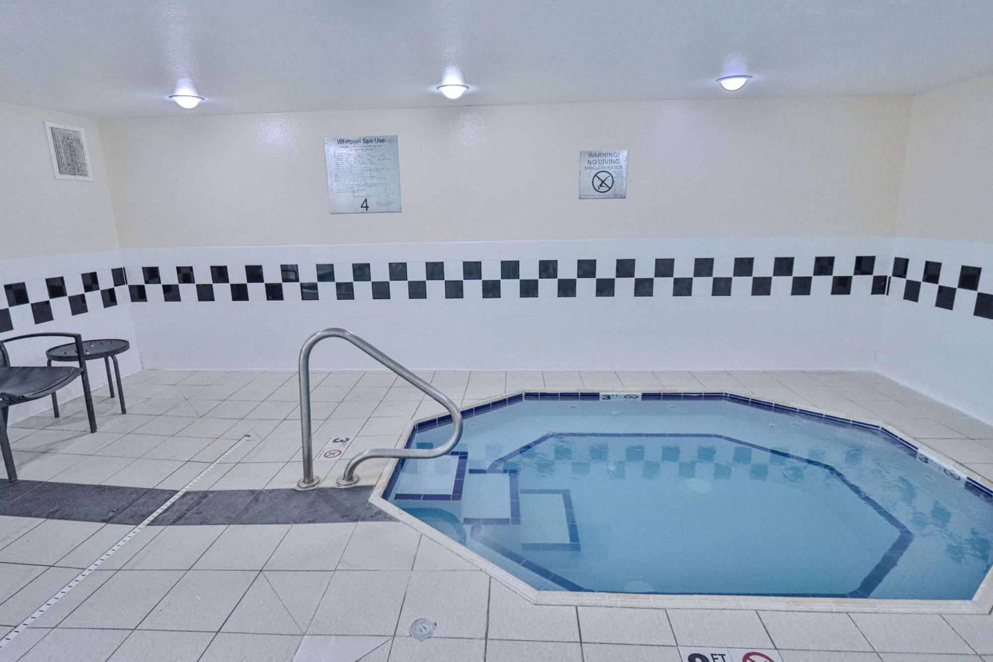 Comfort Inn & Suites Westfield Luaran gambar