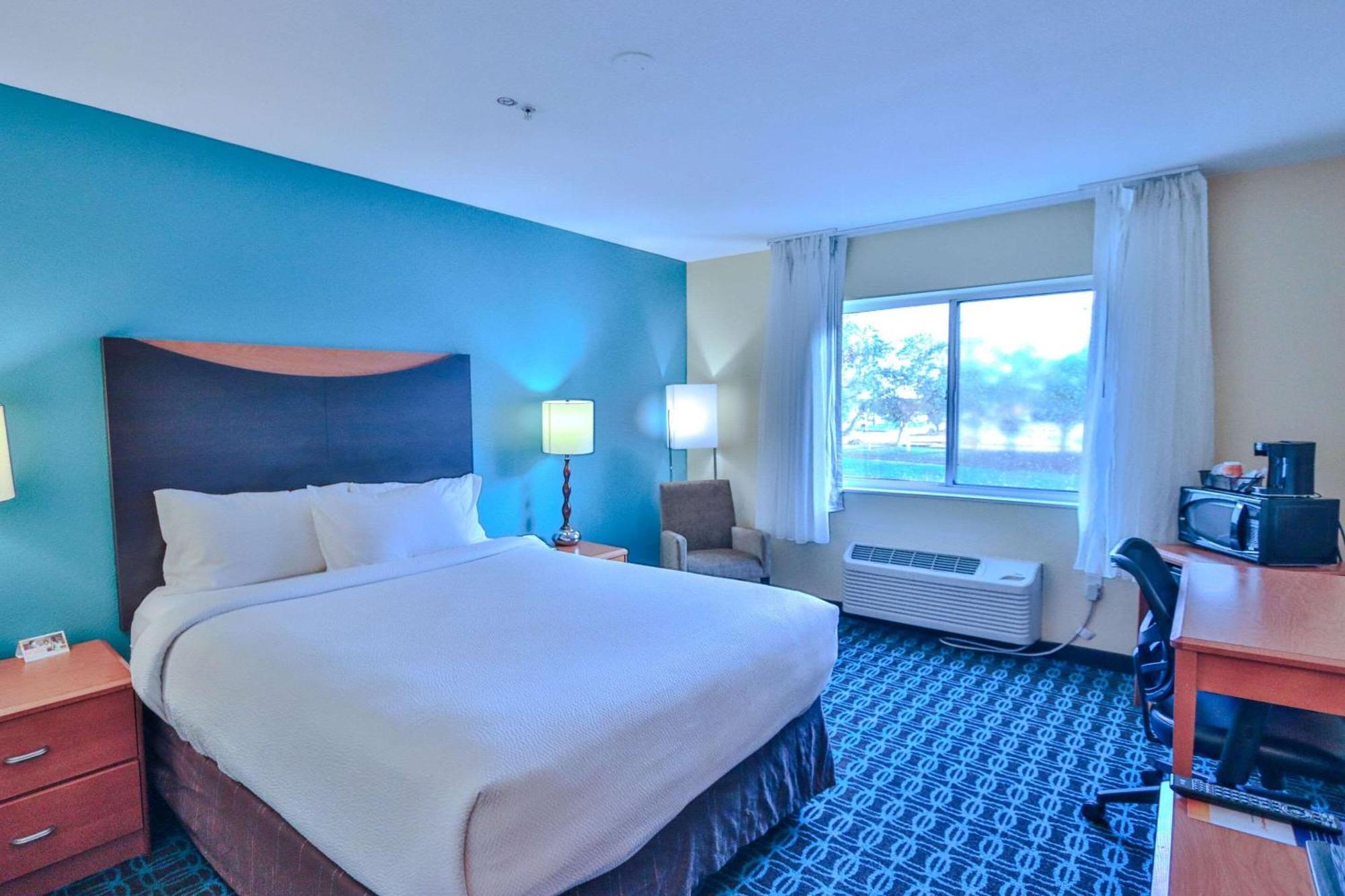 Comfort Inn & Suites Westfield Luaran gambar