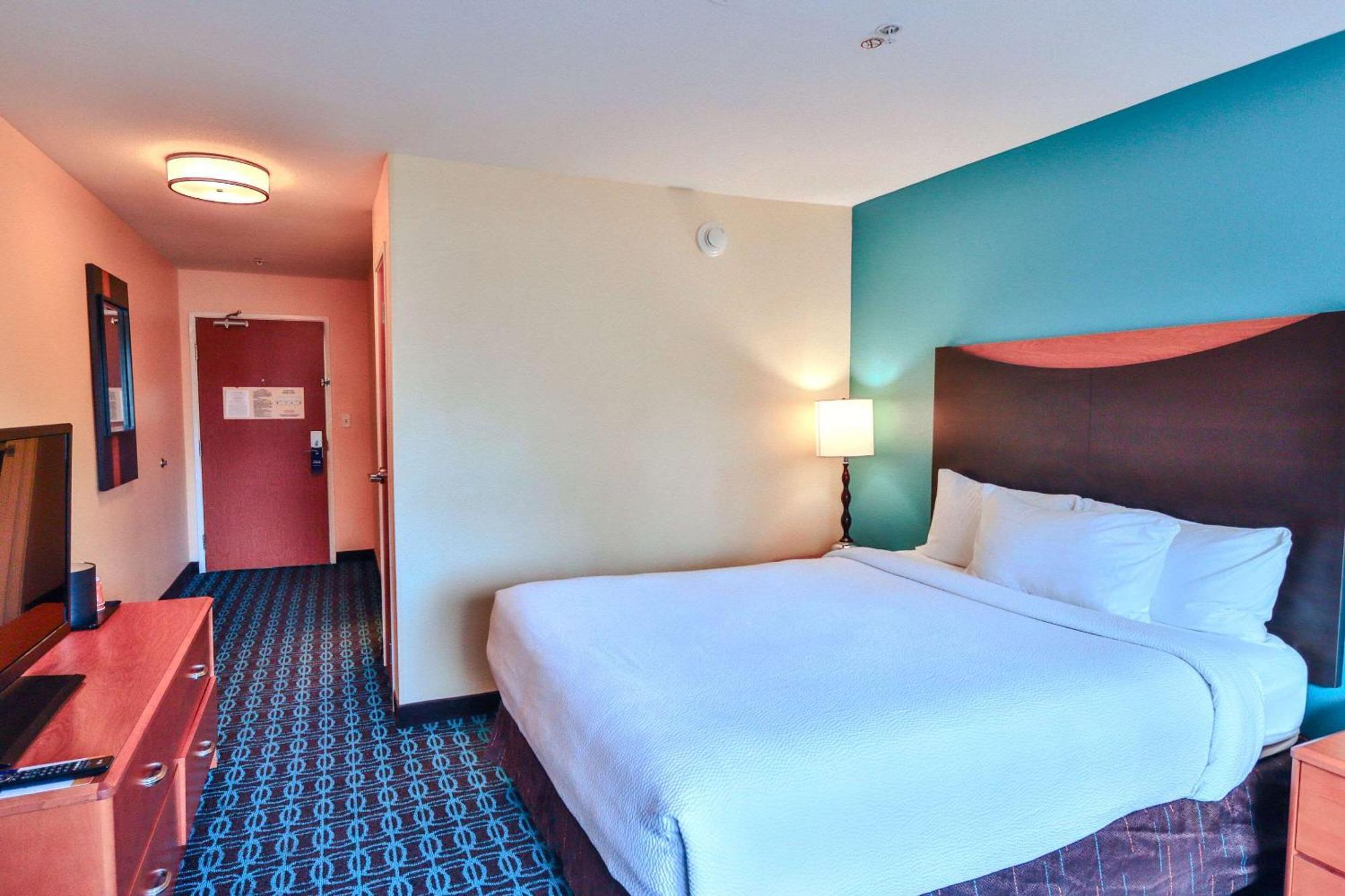 Comfort Inn & Suites Westfield Luaran gambar