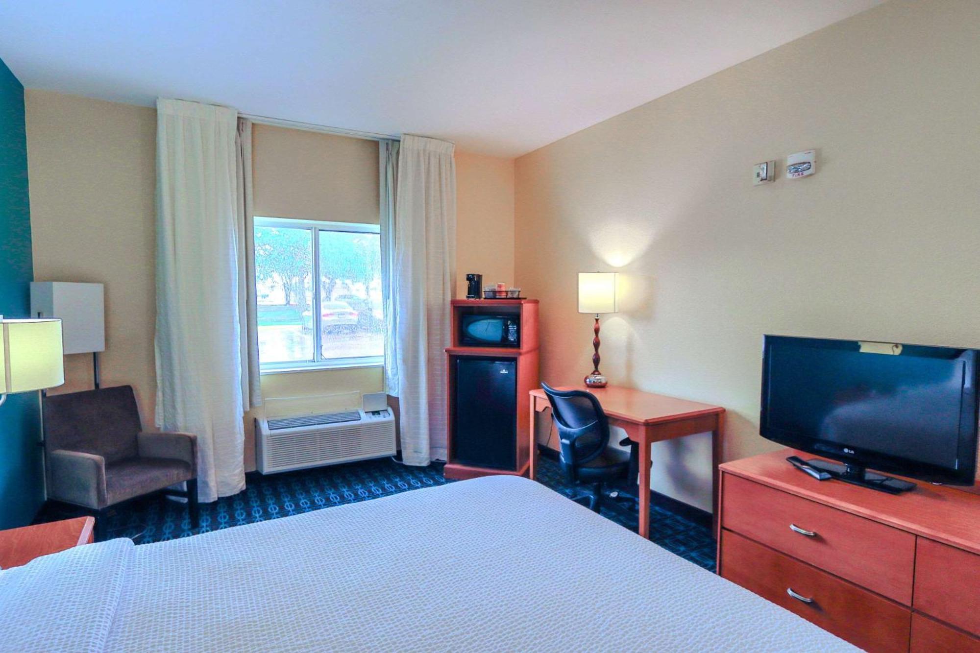 Comfort Inn & Suites Westfield Luaran gambar